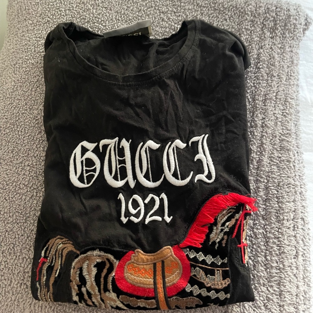 Men’s GUCCI shirt
